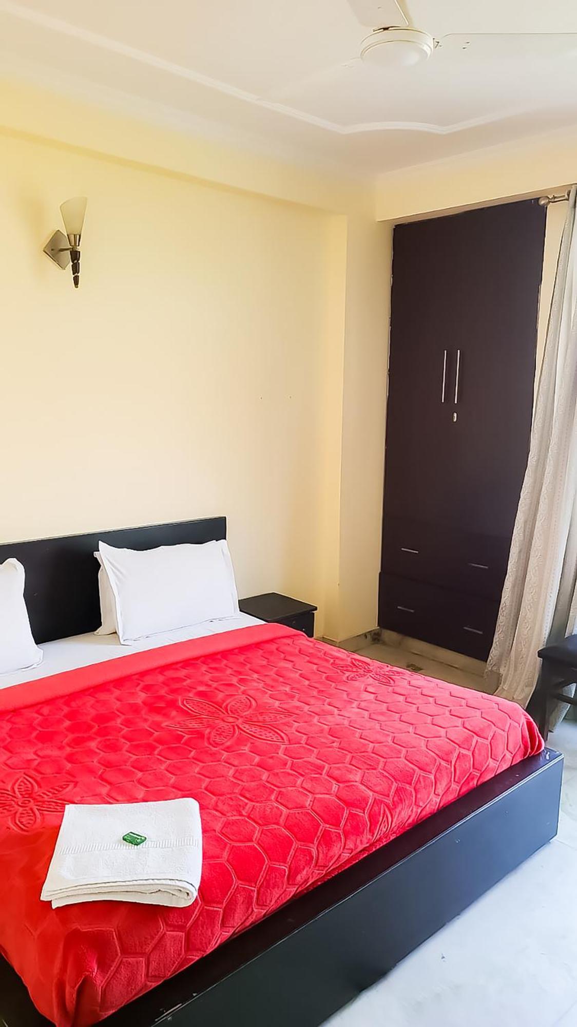 Deluxe Room In Cr Park New Delhi Exterior photo