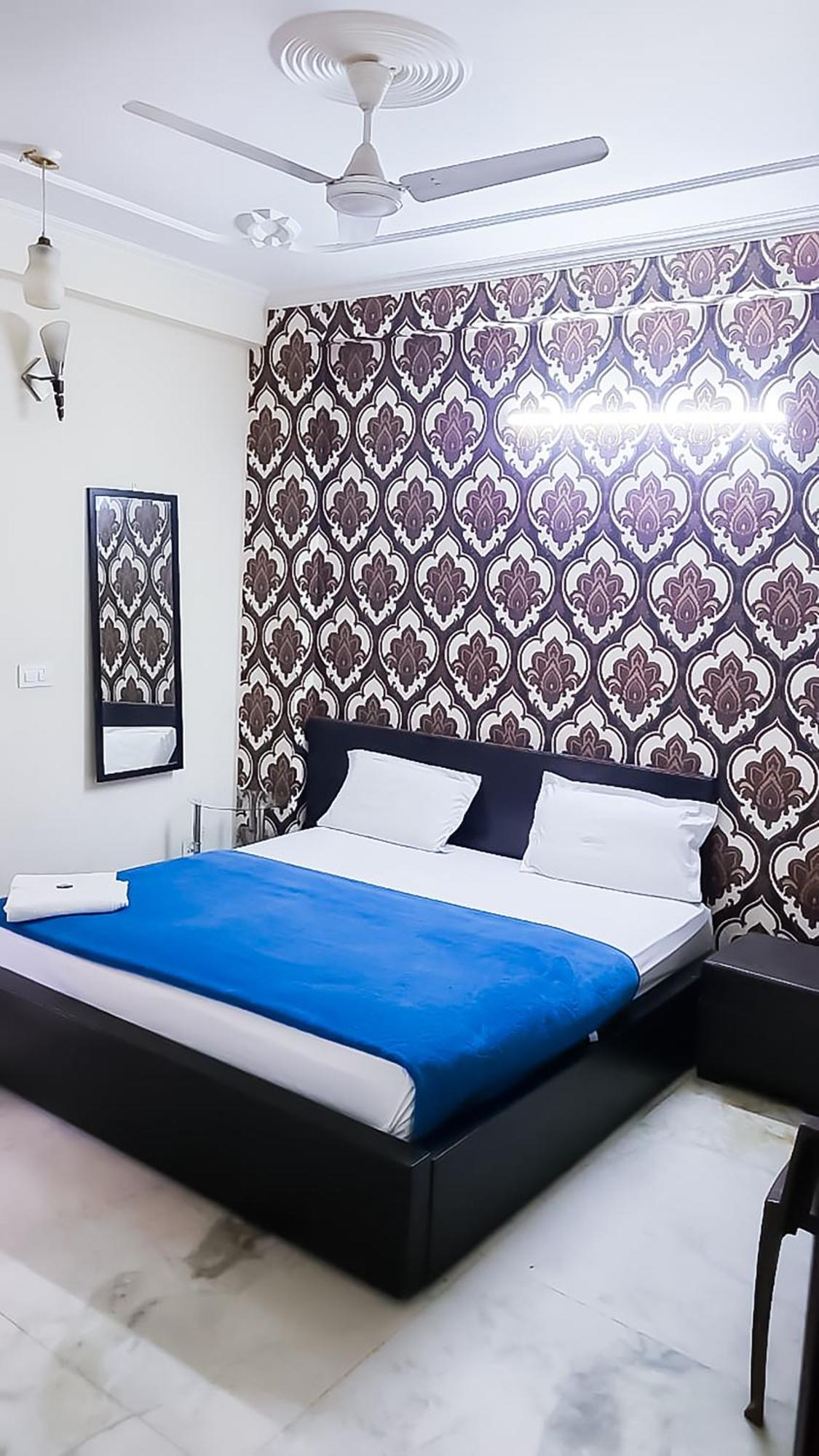 Deluxe Room In Cr Park New Delhi Exterior photo